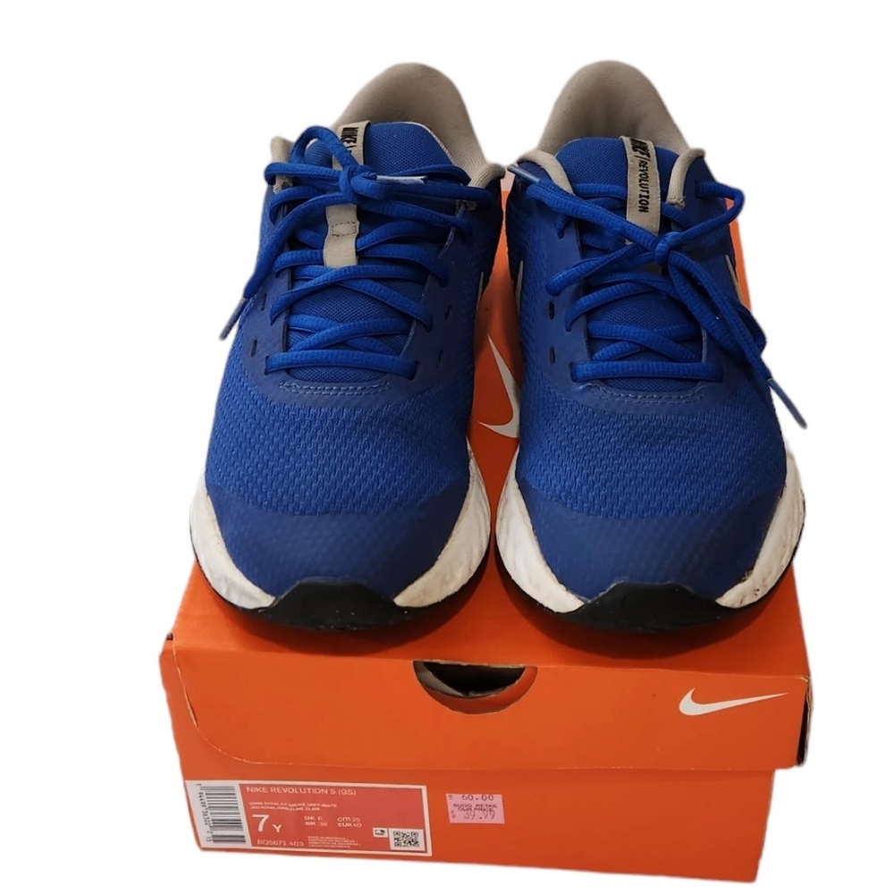 Nike Revolution 5 (gs) Game Royal one grey size 7Y